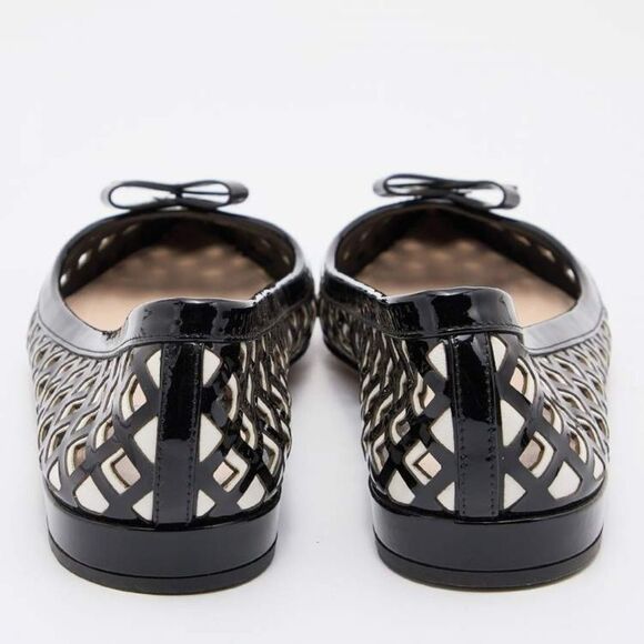 Prada - Picture 8 of 11